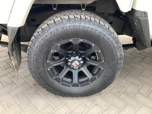 Toyota Land Cruiser 79 4.5D-4D V8 double cab LX - Image 19