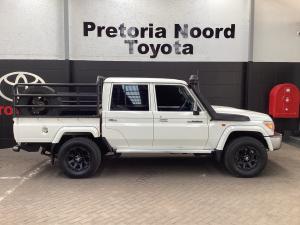 Toyota Land Cruiser 79 4.5D-4D V8 double cab LX - Image 4