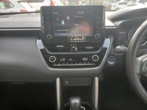 Toyota Corolla Cross 1.8 Hybrid XS - Image 11