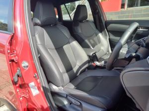 Toyota Corolla Cross 1.8 Hybrid XS - Image 12