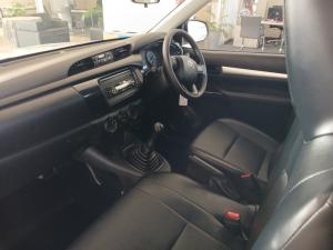 Toyota Hilux 2.4 GD SP/U Single Cab - Image 7