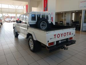 Toyota Land Cruiser 79 4.5D 70TH EDD/C - Image 18