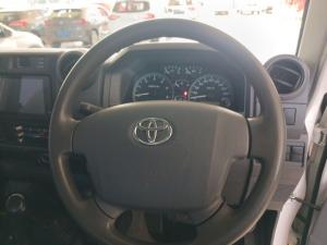 Toyota Land Cruiser 79 4.5D 70TH EDD/C - Image 8