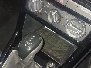 Volkswagen T-CROSS 1.0 TSI Life DSG - Image 11