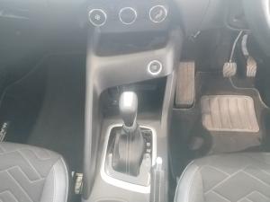 Nissan Magnite 1.0T Acenta CVT - Image 11