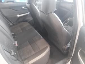 Nissan Magnite 1.0T Acenta CVT - Image 12