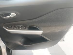 Nissan Magnite 1.0T Acenta CVT - Image 8