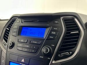 Hyundai Santa FE R2.2 Crdi GLS automatic 7Seat - Image 12