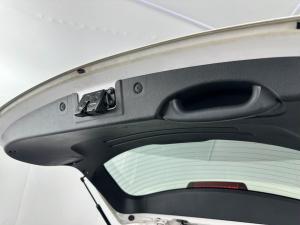 Hyundai Santa FE R2.2 Crdi GLS automatic 7Seat - Image 7
