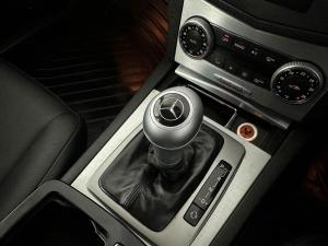 Mercedes-Benz C200 BE Classic automatic - Image 14
