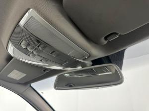 Mercedes-Benz C200 BE Classic automatic - Image 20