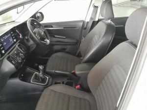 Kia Sonet 1.5 EX - Image 11
