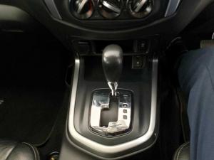 Nissan Navara 2.5DDTI SE automatic D/C - Image 16
