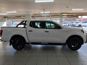 Nissan Navara 2.5DDTI SE automatic D/C - Image 4