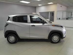 Mahindra KUV 100 1.2 K2+ NXT - Image 6