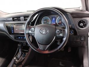 Toyota Corolla 1.8 Exclusive auto - Image 8