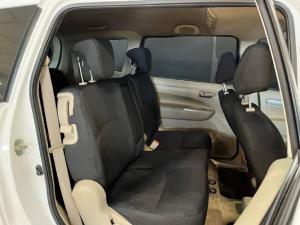 Suzuki Ertiga 1.5 GL - Image 4