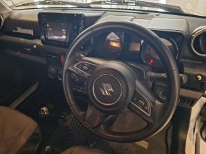Suzuki Jimny 1.5 GLX AllGrip 3-door manual - Image 8