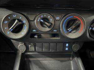 Toyota Hilux 2.8GD-6 Xtra cab 4x4 Legend auto - Image 15