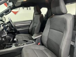 Toyota Hilux 2.8GD-6 Xtra cab 4x4 Legend auto - Image 6