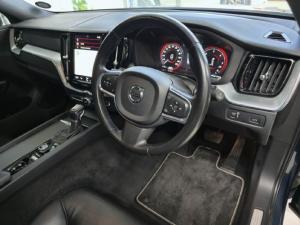 Volvo XC60 D4 AWD Momentum - Image 18