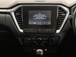 Isuzu D-Max 1.9TD double cab LS manual - Image 11