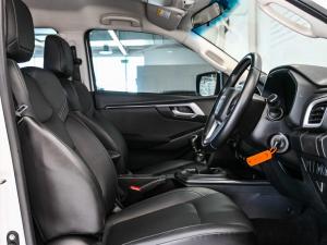 Isuzu D-Max 1.9TD double cab LS manual - Image 14
