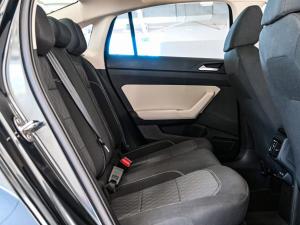Volkswagen Polo sedan 1.0TSI Life - Image 15