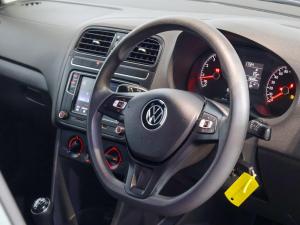 Volkswagen Polo Vivo hatch 1.4 Comfortline - Image 17