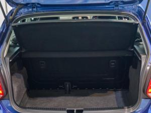 Volkswagen Polo Vivo hatch 1.4 Comfortline - Image 23