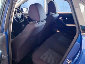 Volkswagen Polo Vivo hatch 1.4 Comfortline - Image 21