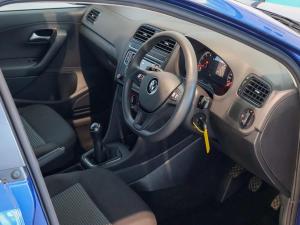 Volkswagen Polo Vivo hatch 1.4 Comfortline - Image 25