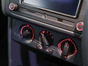 Volkswagen Polo Vivo hatch 1.6 Comfortline auto - Image 19