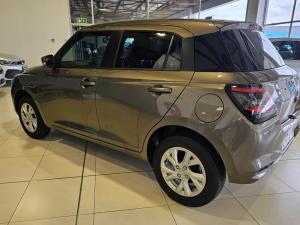 Suzuki Swift 1.2 GL+ manual - Image 5