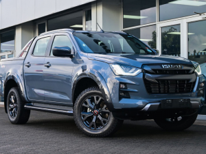 Isuzu D-Max 3.0TD double cab V-Cross 4x4 - Image 1