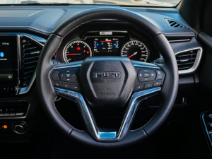 Isuzu D-Max 3.0TD double cab V-Cross 4x4 - Image 5