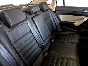 Volkswagen Polo sedan 1.6 Life manual - Image 18