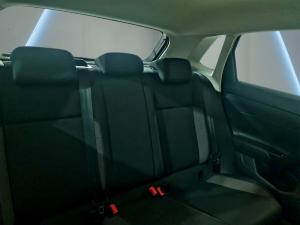 Volkswagen Polo hatch 1.0TSI Life auto - Image 14