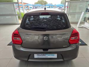 Suzuki Swift 1.2 GLX - Image 5