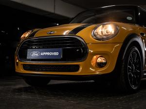 MINI Hatch Cooper Hatch 3-door auto - Image 13