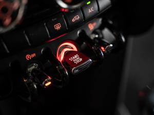 MINI Hatch Cooper Hatch 3-door auto - Image 15
