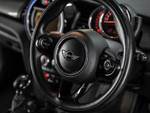 MINI Hatch Cooper Hatch 3-door auto - Image 17