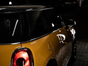 MINI Hatch Cooper Hatch 3-door auto - Image 7