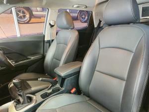 Mahindra XUV300 1.5TD W8 - Image 11