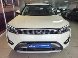Mahindra XUV300 1.5TD W8 - Image 2