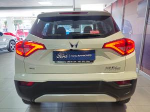 Mahindra XUV300 1.5TD W8 - Image 5