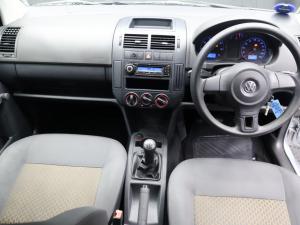 Volkswagen Polo Vivo hatch 1.4 Trendline - Image 8