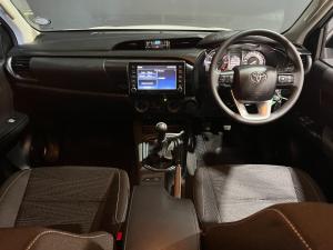 Toyota Hilux 2.4GD-6 Xtra cab Raider manual - Image 10