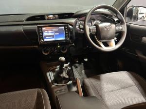 Toyota Hilux 2.4GD-6 Xtra cab Raider manual - Image 12