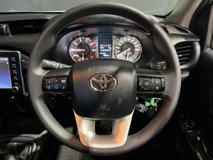 Toyota Hilux 2.4GD-6 Xtra cab Raider manual - Image 9